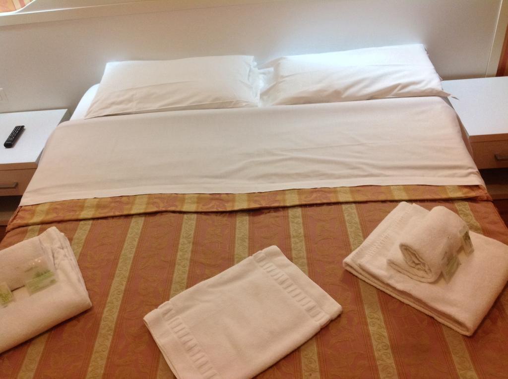 Rome Palace Hotel Pokój zdjęcie
